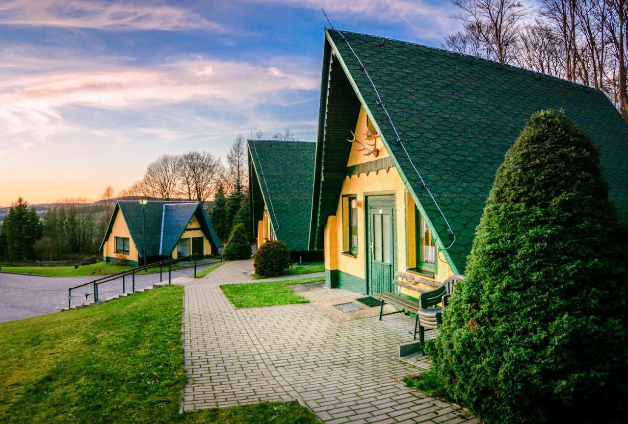Ferienhotel Goldhuebel Neuhausen  Bagian luar foto